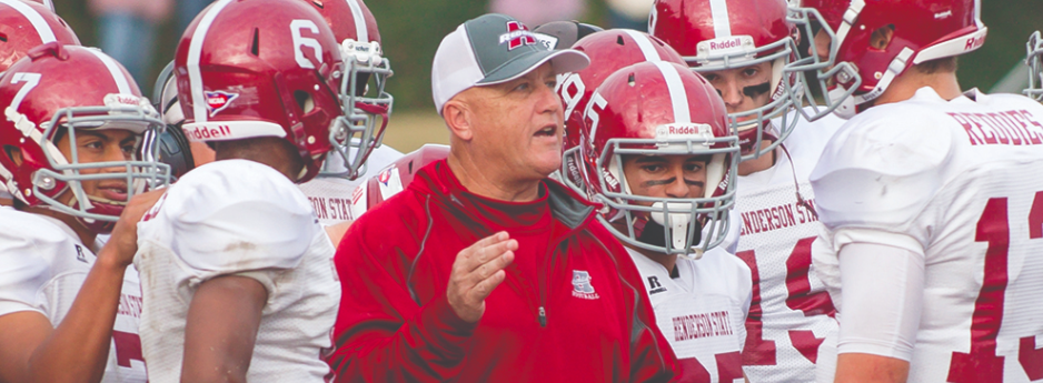 Reddies win as Maxfield’s 119th win ties with Sporty Carpenter