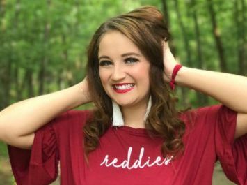 KARK reporter killed in accident got her start at Henderson