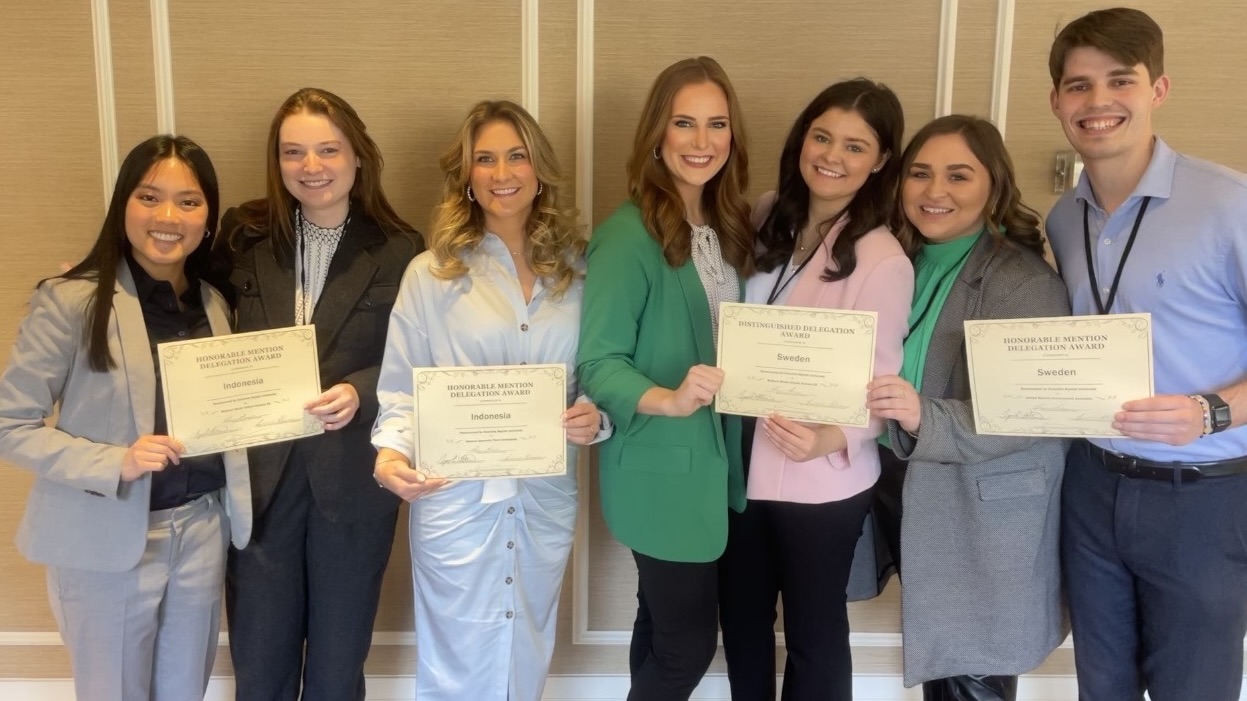 Ouachita students win multiple awards at Midwest Model United Nations conference