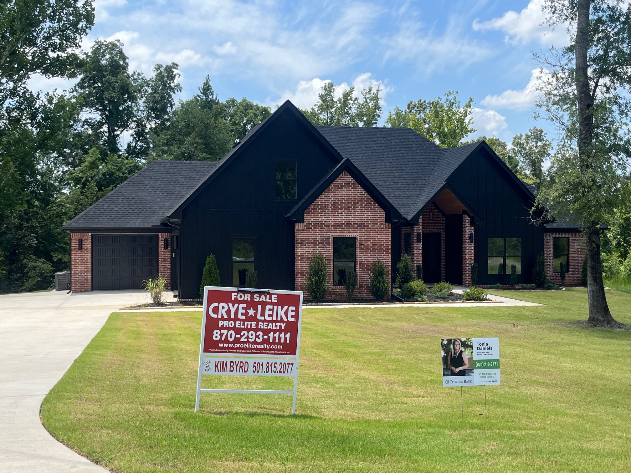 Real Estate Arkadelphia apartment complex sells for 370K News in Arkadelphia, Arkansas