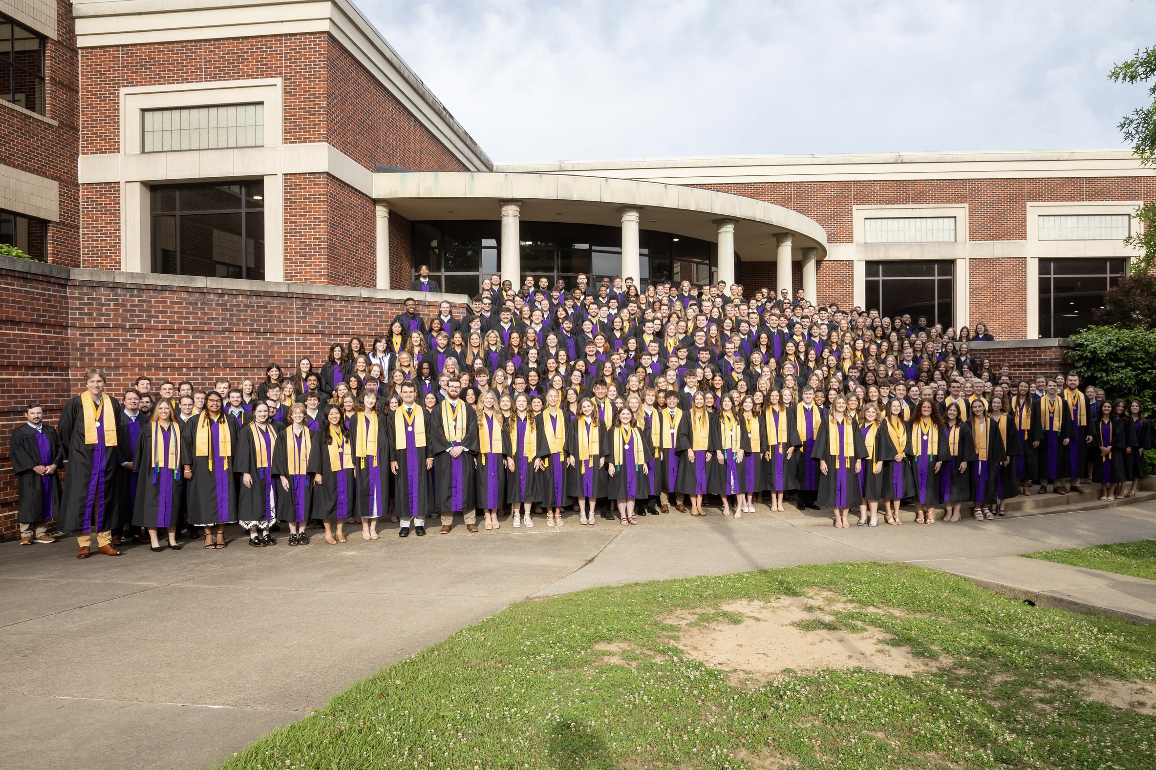 Ouachita celebrates graduates during record-setting Spring Commencement