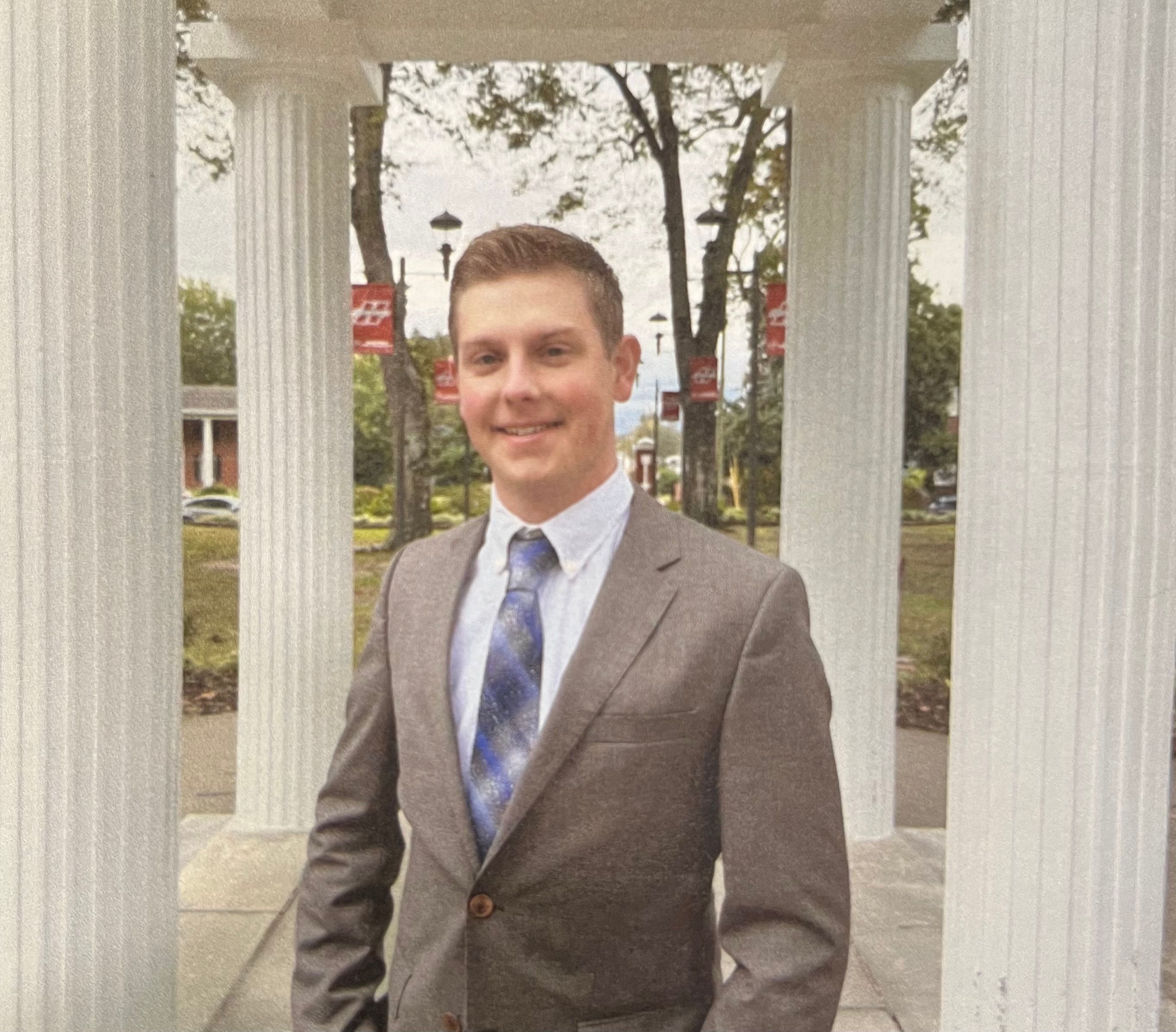 HSU aviation student earns SAMA scholarship